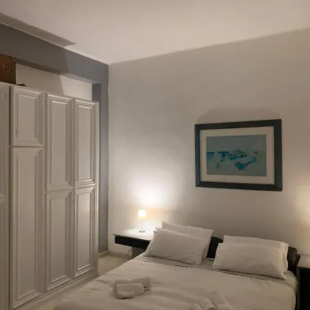 Center Eighty-five Appartement